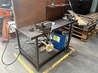 Metalen werktafel 2 zijdig - afbeelding 2 van  4
