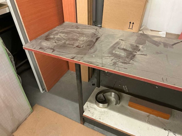 Metalen werktafel (216x) - afbeelding 3 van  3