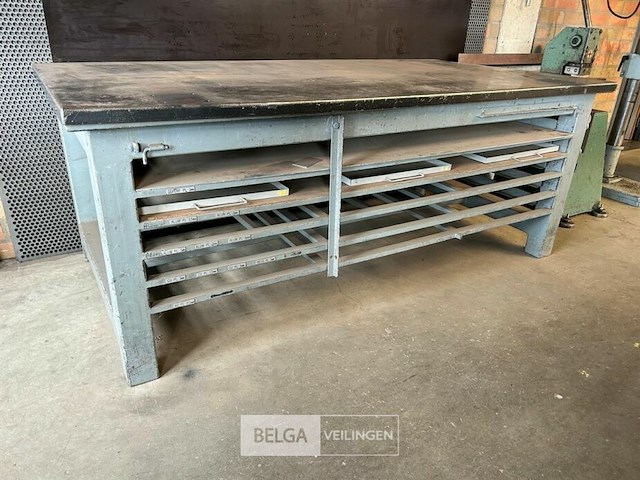 Metalen werktafel 231cmx122cm - afbeelding 2 van  3