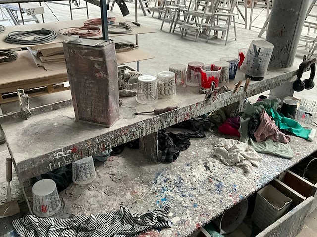 Metalen werktafel en diversen - afbeelding 5 van  13