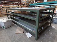 Metalen werktafel + inhoud - afbeelding 4 van  5