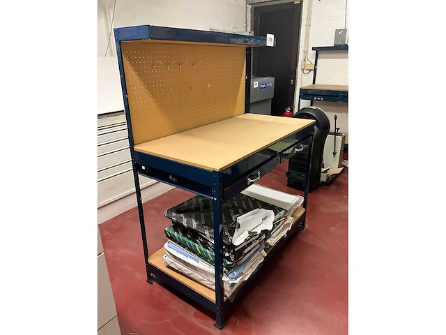 Metalen werktafel - afbeelding 2 van  6