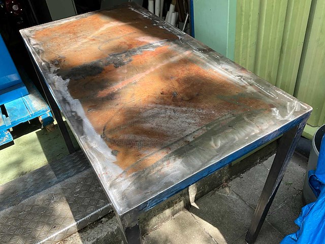 Metalen werktafel - afbeelding 2 van  4