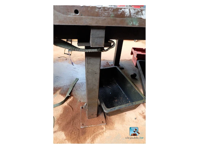 Metalen werktafel - afbeelding 2 van  19