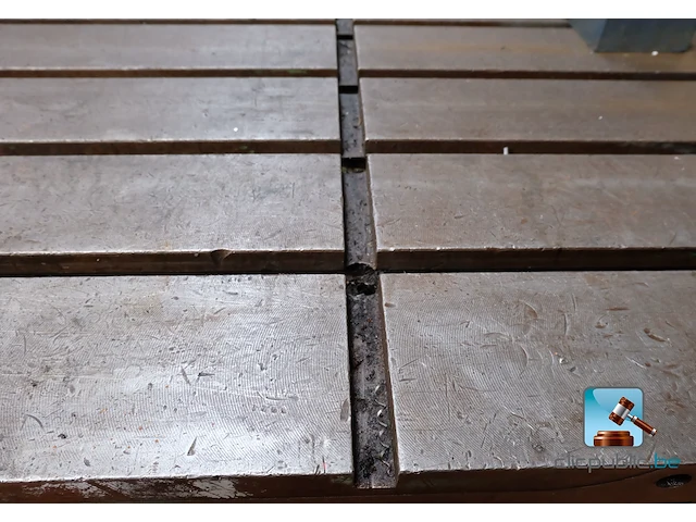 Metalen werktafel - afbeelding 8 van  19