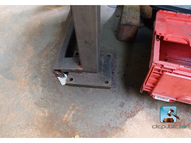 Metalen werktafel - afbeelding 13 van  19