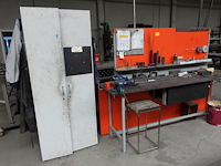 Metalen werktafel - afbeelding 1 van  7