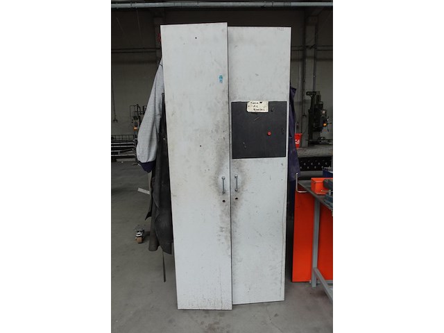 Metalen werktafel - afbeelding 2 van  7