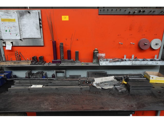 Metalen werktafel - afbeelding 5 van  7