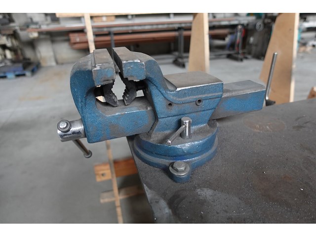 Metalen werktafel - afbeelding 7 van  8