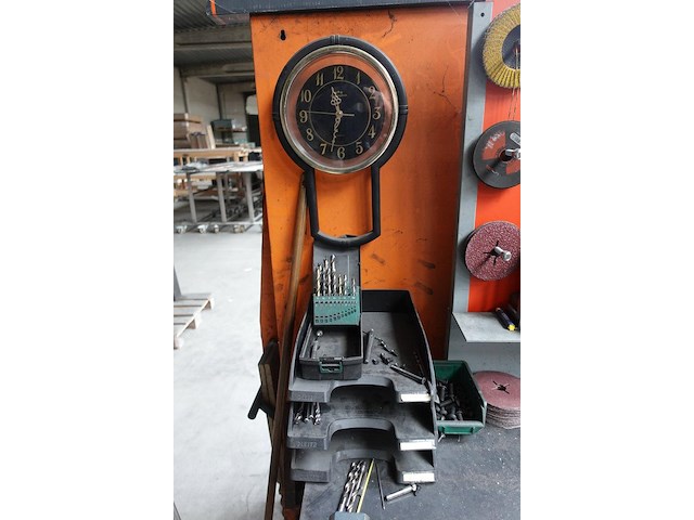 Metalen werktafel - afbeelding 2 van  5