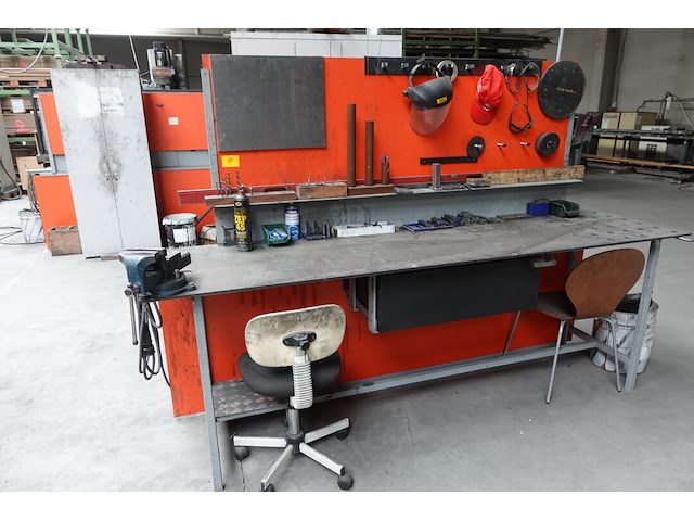 Metalen werktafel - afbeelding 1 van  10
