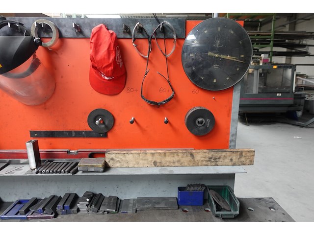 Metalen werktafel - afbeelding 7 van  10