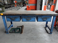 Metalen werktafel - afbeelding 1 van  6
