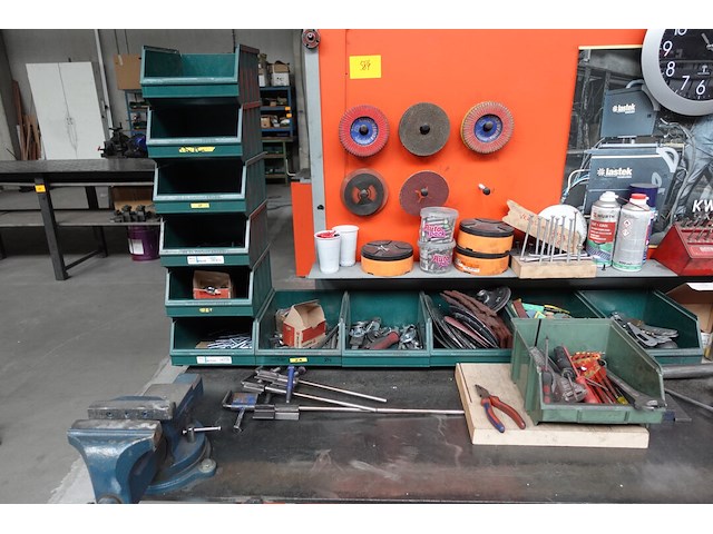 Metalen werktafel - afbeelding 2 van  12