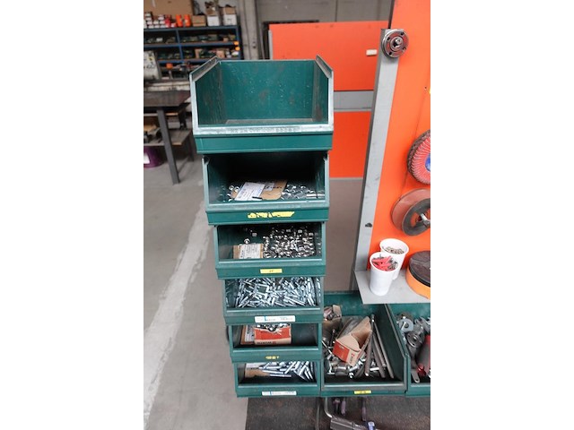 Metalen werktafel - afbeelding 4 van  12