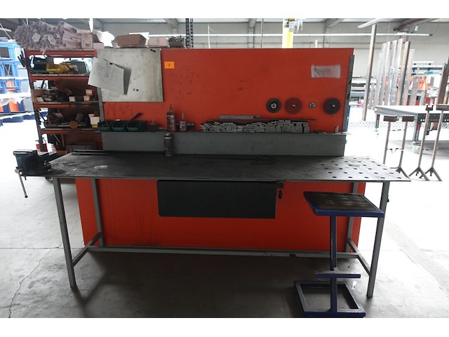 Metalen werktafel - afbeelding 1 van  6