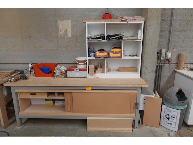 Metalen werktafel - afbeelding 1 van  5