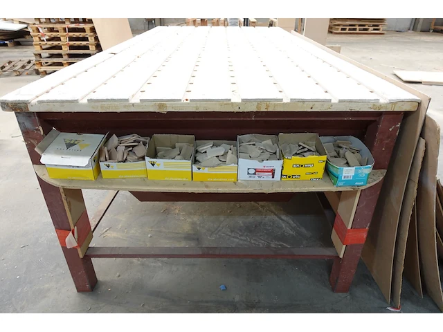 Metalen werktafel - afbeelding 3 van  6