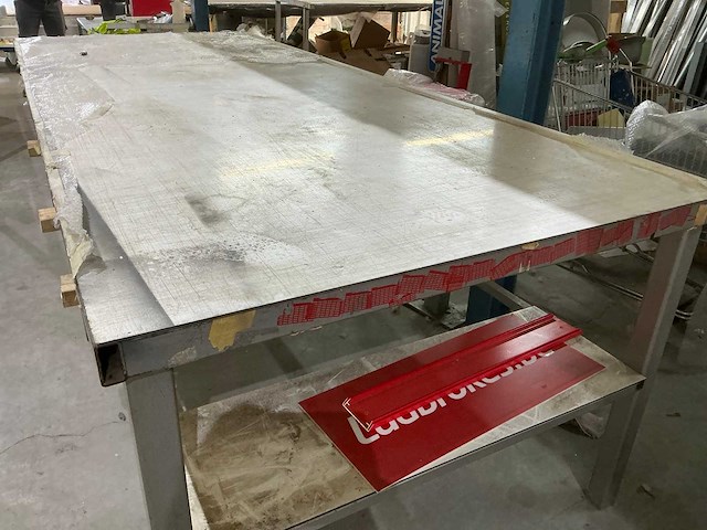 Metalen werktafel - afbeelding 3 van  3