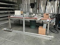 Metalen werktafel - afbeelding 1 van  3