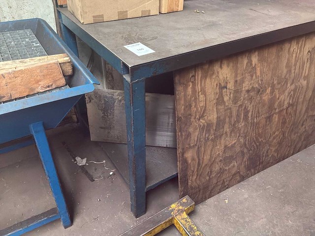 Metalen werktafel - afbeelding 3 van  3