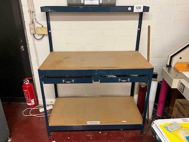 Metalen werktafel - afbeelding 1 van  5