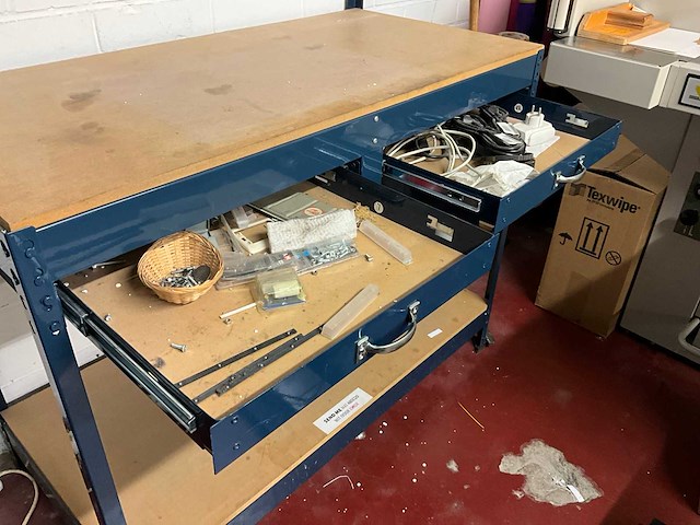 Metalen werktafel - afbeelding 5 van  5