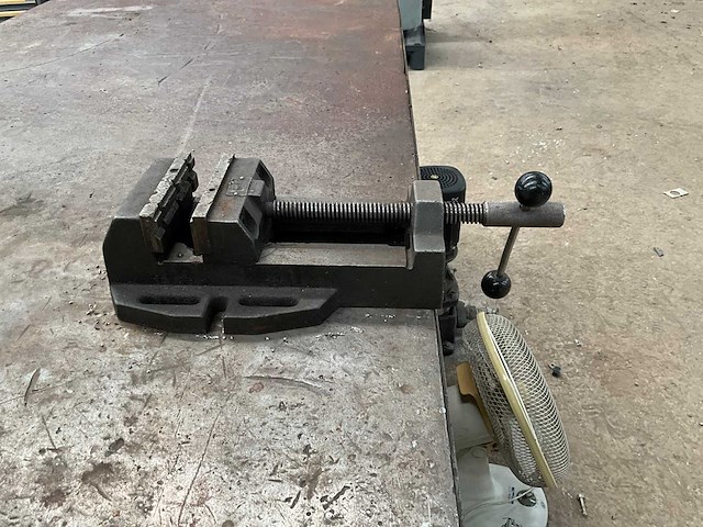 Metalen werktafel - afbeelding 4 van  4