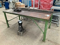 Metalen werktafel - afbeelding 1 van  3