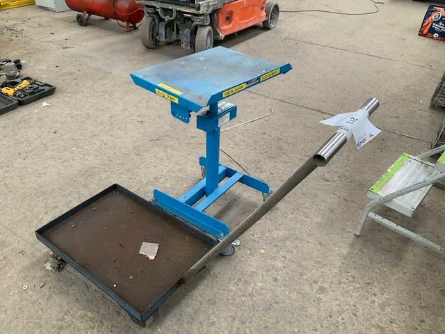 Metalen werktafel - afbeelding 5 van  5