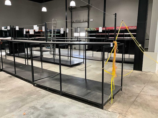 Metalen winkelmeubilair (10x) - afbeelding 2 van  5