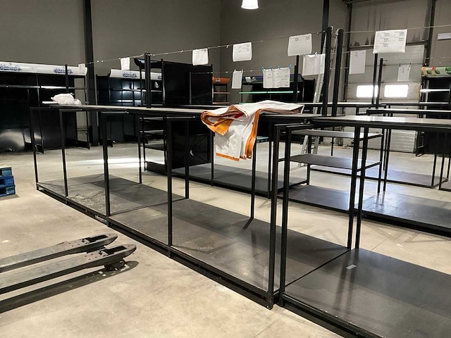 Metalen winkelmeubilair (10x) - afbeelding 3 van  5