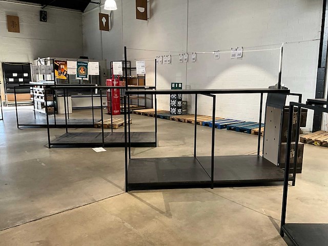 Metalen winkelmeubilair (6x) - afbeelding 3 van  5