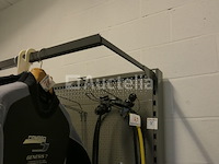 Metalen winkelplank - afbeelding 5 van  5