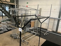 Metalen winkelrekken/kledingrekken (2x) - afbeelding 3 van  3