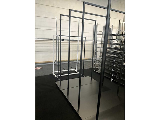 Metalen winkelrekken/kledingrekken (4x) - afbeelding 3 van  8