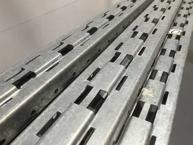 Metalsistem unipal - palletstelling - storage racking - afbeelding 2 van  4