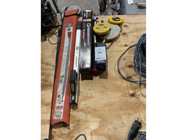 Meters, moersleutel - afbeelding 1 van  5