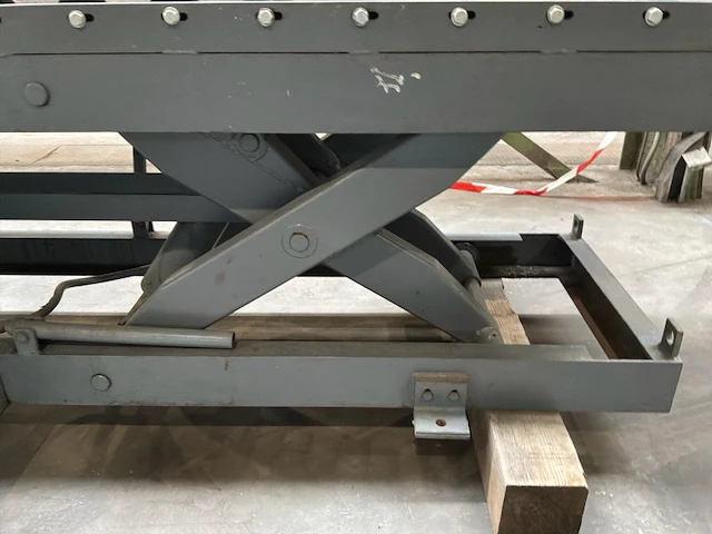 Metora vmb 455ds bandzaagmachine met rollenbaan - afbeelding 19 van  30