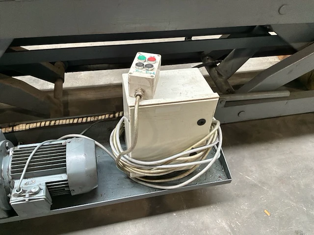 Metora vmb 455ds bandzaagmachine met rollenbaan - afbeelding 21 van  30
