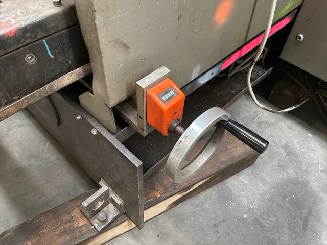 Metora vmb 455ds bandzaagmachine met rollenbaan - afbeelding 30 van  30
