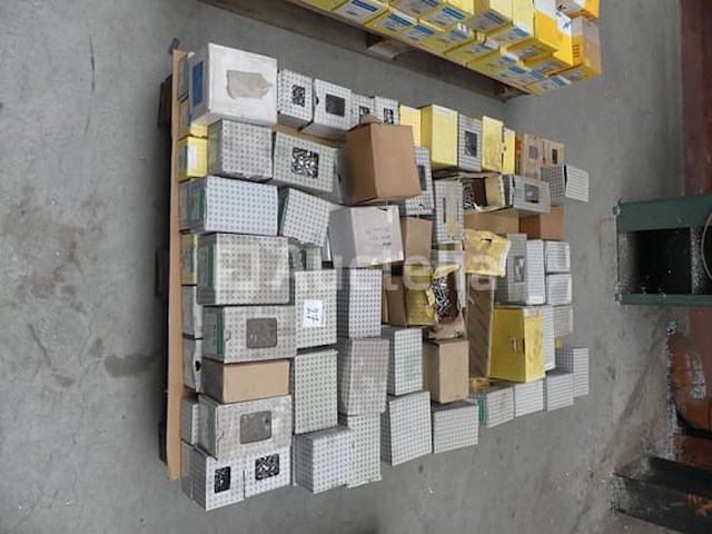 Metrische roestvrijstalen schroeven - afbeelding 1 van  8