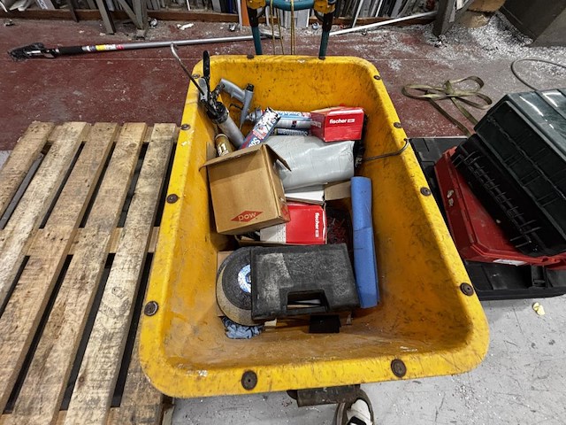 Metserskuip inh div materialen - afbeelding 2 van  5