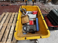 Metserskuip inh div materialen - afbeelding 2 van  5