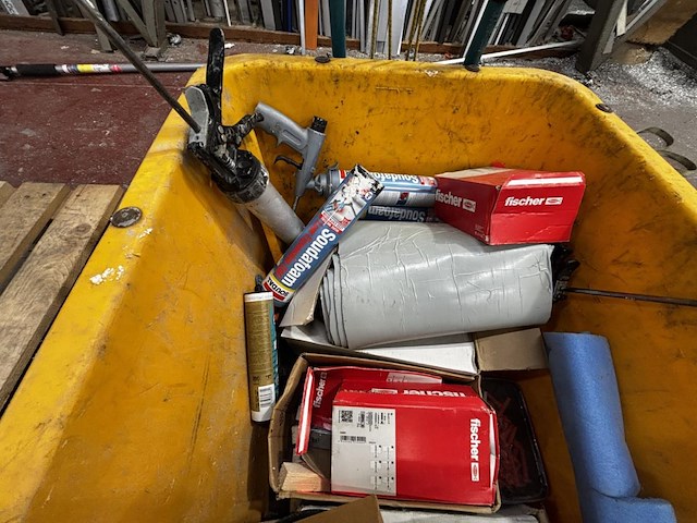 Metserskuip inh div materialen - afbeelding 4 van  5