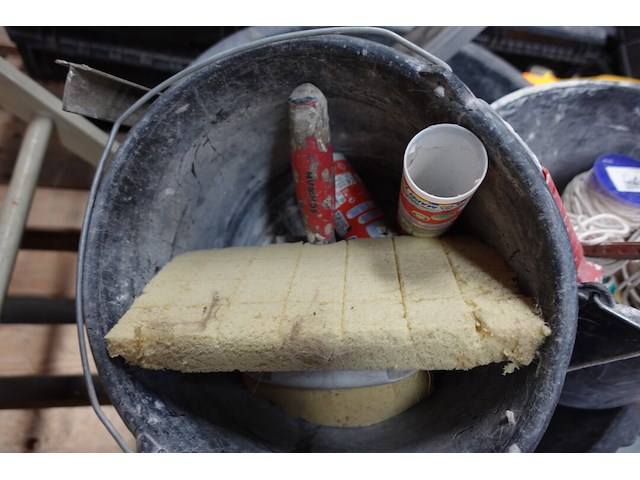 Metserskuip + inhoud - afbeelding 4 van  5