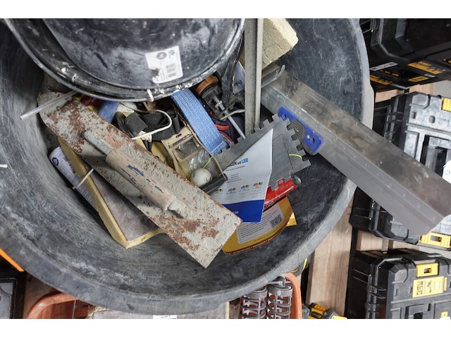 Metserskuip + inhoud - afbeelding 5 van  5