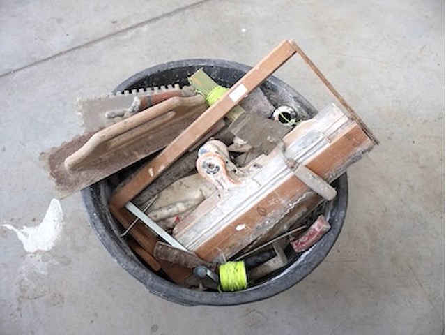 Metserskuip met inhoud - afbeelding 2 van  4