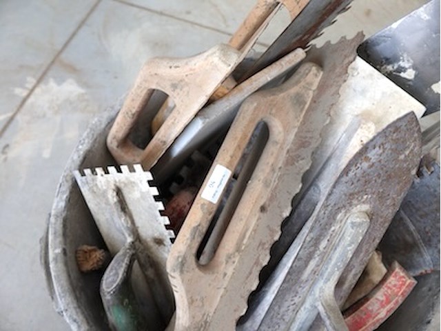 Metserskuip met inhoud - afbeelding 3 van  4